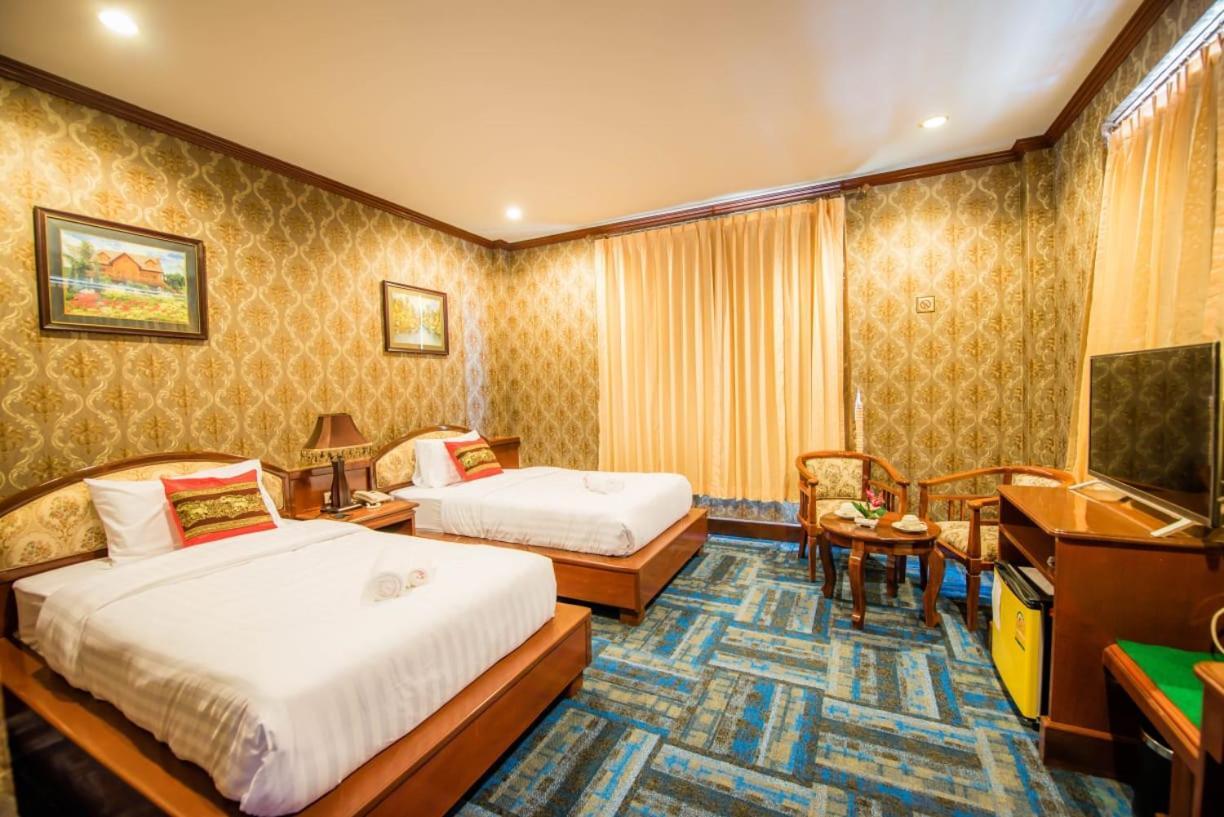 Soubandith Hotel Pakse Exterior foto
