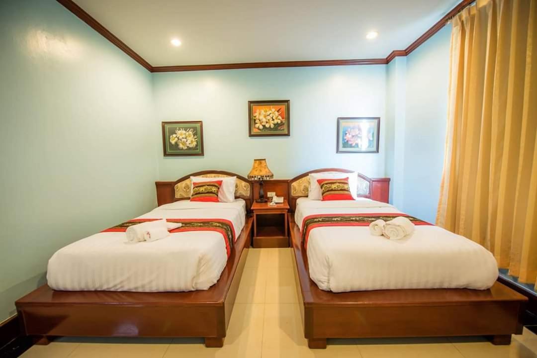 Soubandith Hotel Pakse Exterior foto